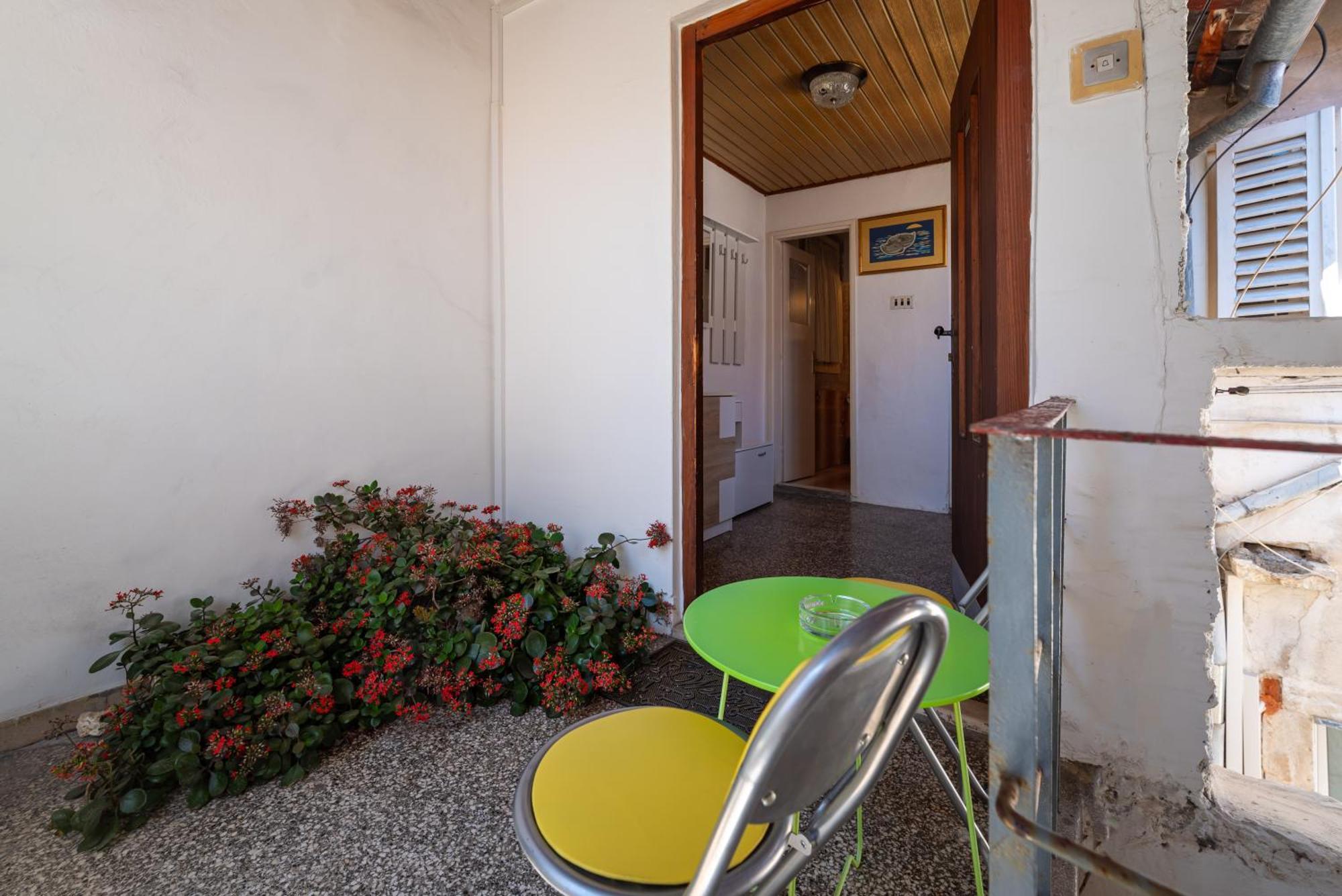 Timeless Antique Old Town With Terrace Apartment Задар Екстериор снимка