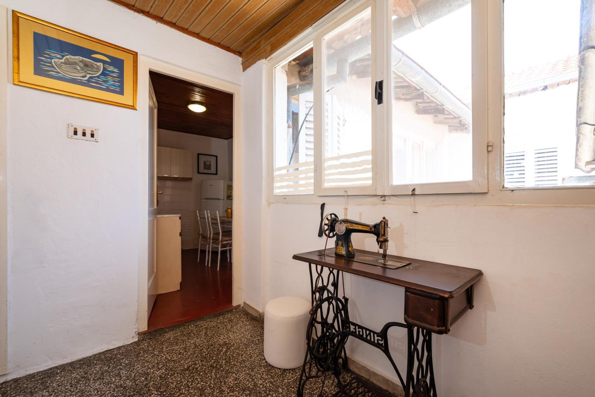 Timeless Antique Old Town With Terrace Apartment Задар Екстериор снимка