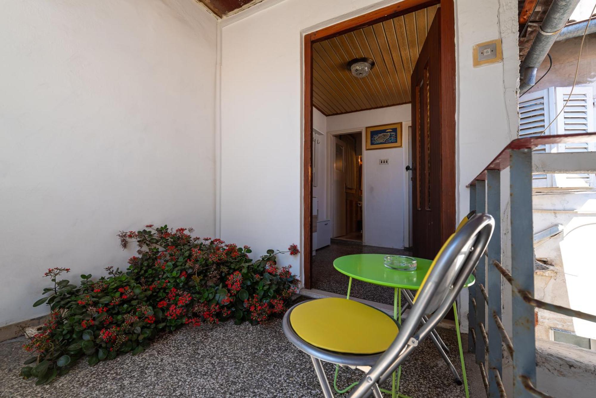 Timeless Antique Old Town With Terrace Apartment Задар Екстериор снимка